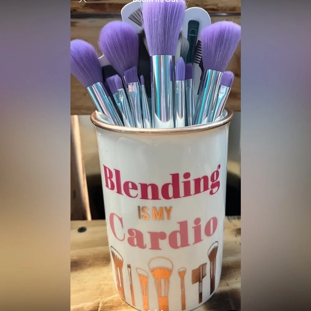 Makeup Brush Holder Set with Fun Quotes